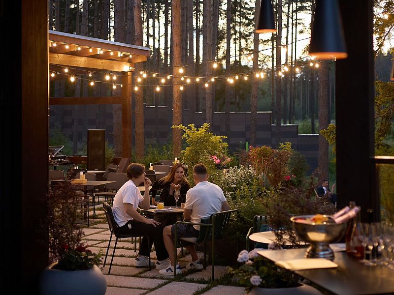 Гастрономические вечера под музыкальные DJ-сеты в Forest Hill